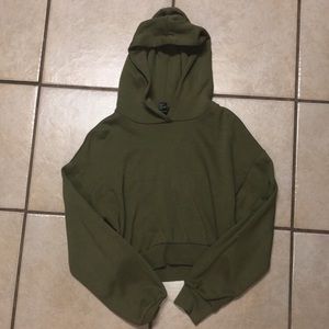 Cropped hoodie